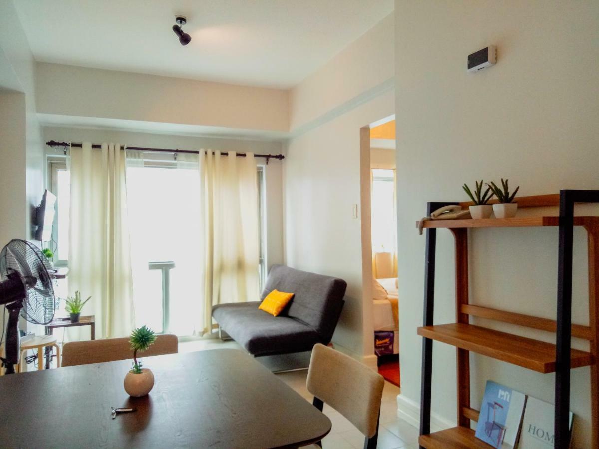 Forbes Area Bgc Taguig Manila Apartamento Exterior foto