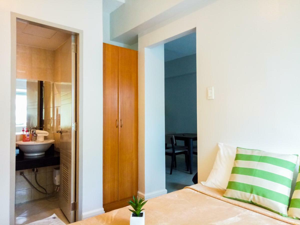 Forbes Area Bgc Taguig Manila Apartamento Exterior foto