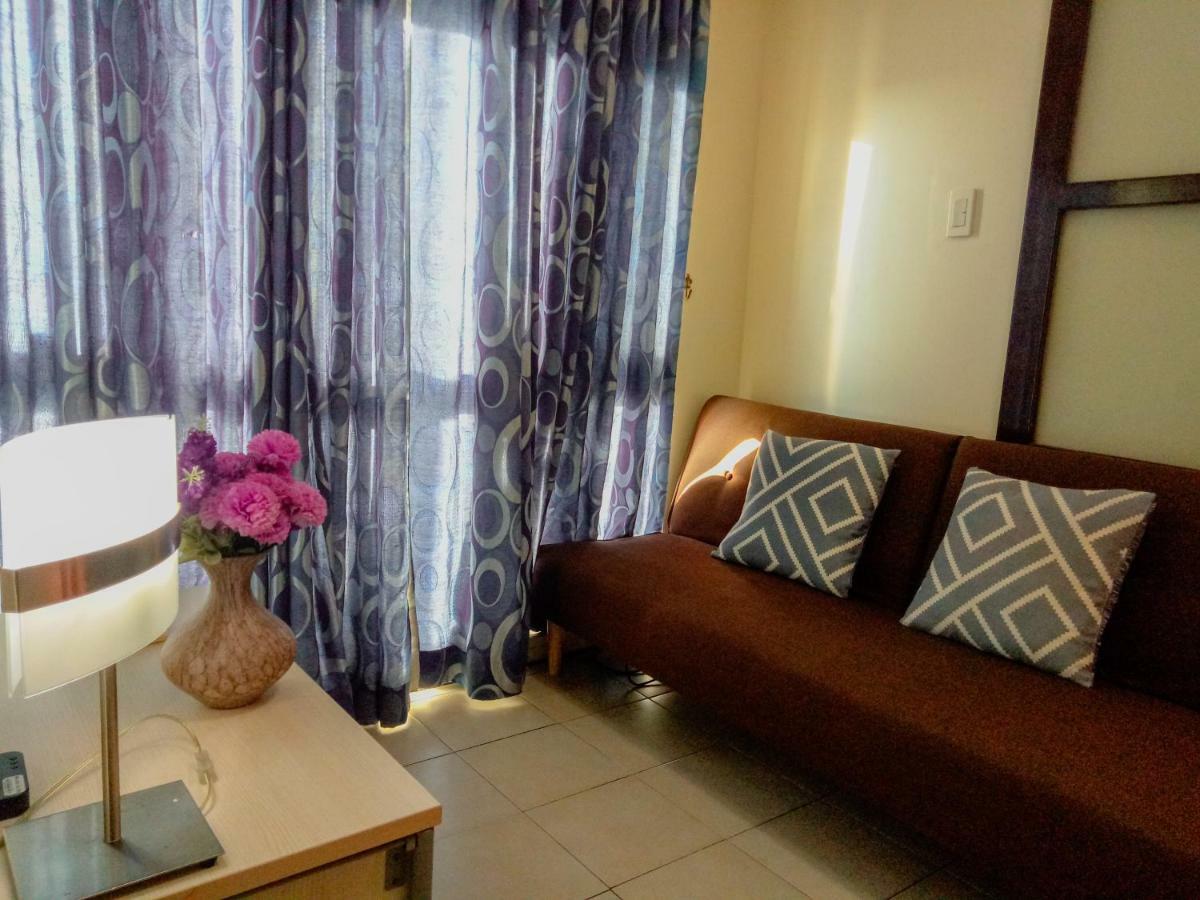 Forbes Area Bgc Taguig Manila Apartamento Exterior foto