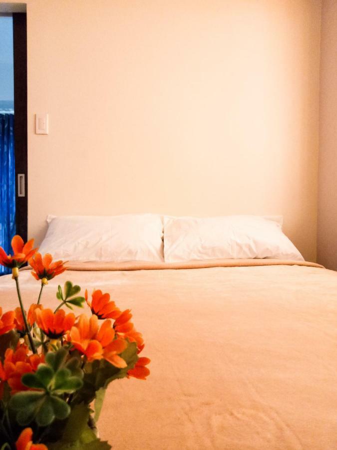 Forbes Area Bgc Taguig Manila Apartamento Exterior foto