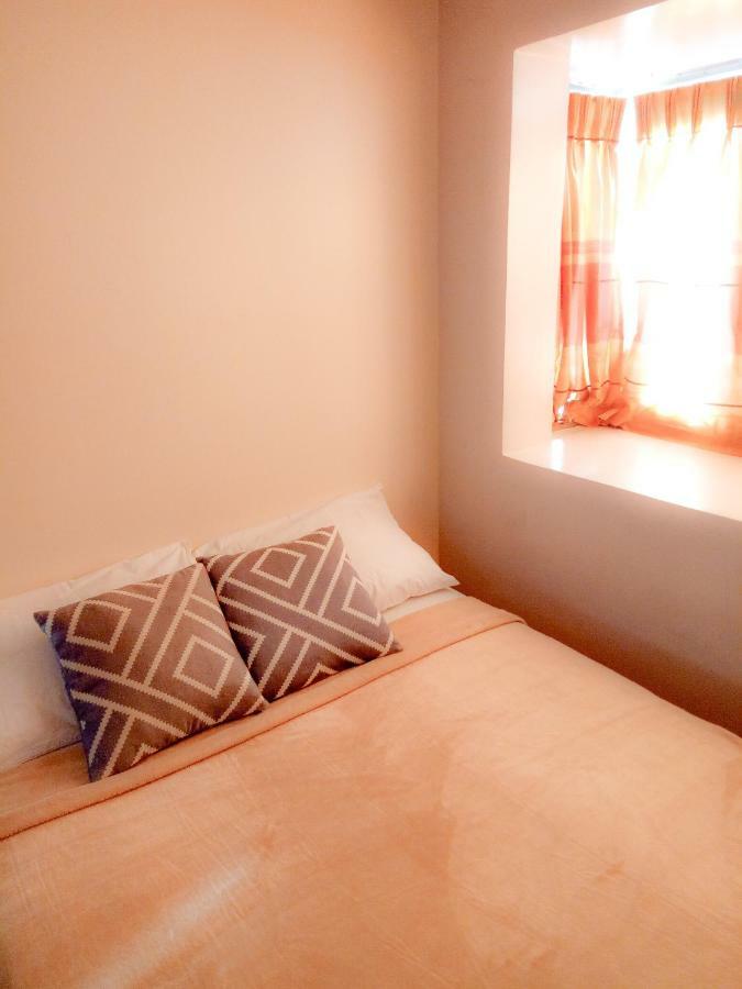 Forbes Area Bgc Taguig Manila Apartamento Exterior foto