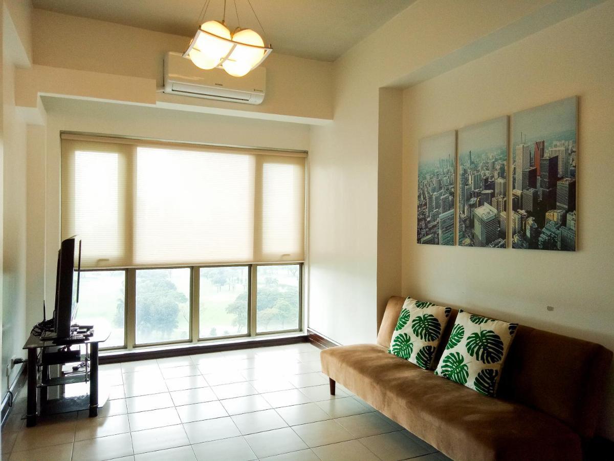 Forbes Area Bgc Taguig Manila Apartamento Exterior foto