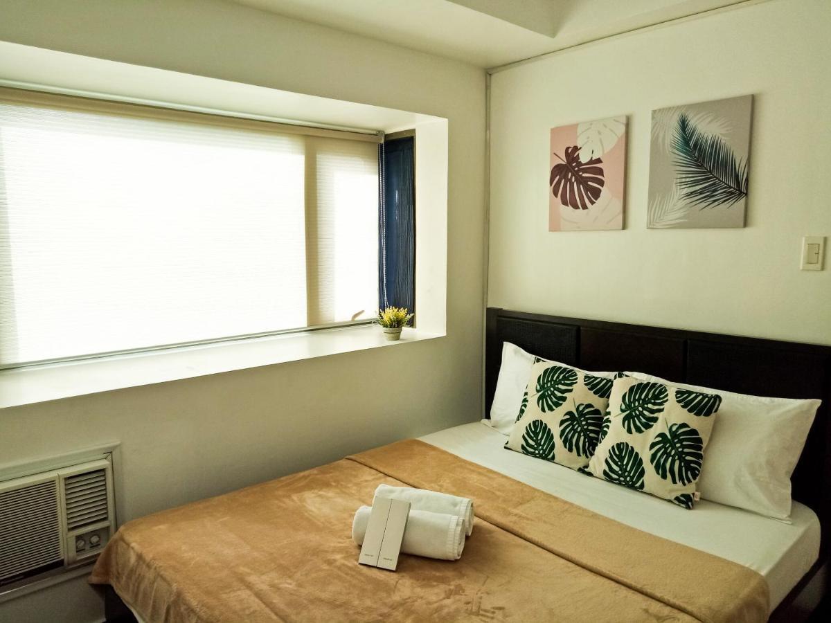Forbes Area Bgc Taguig Manila Apartamento Exterior foto