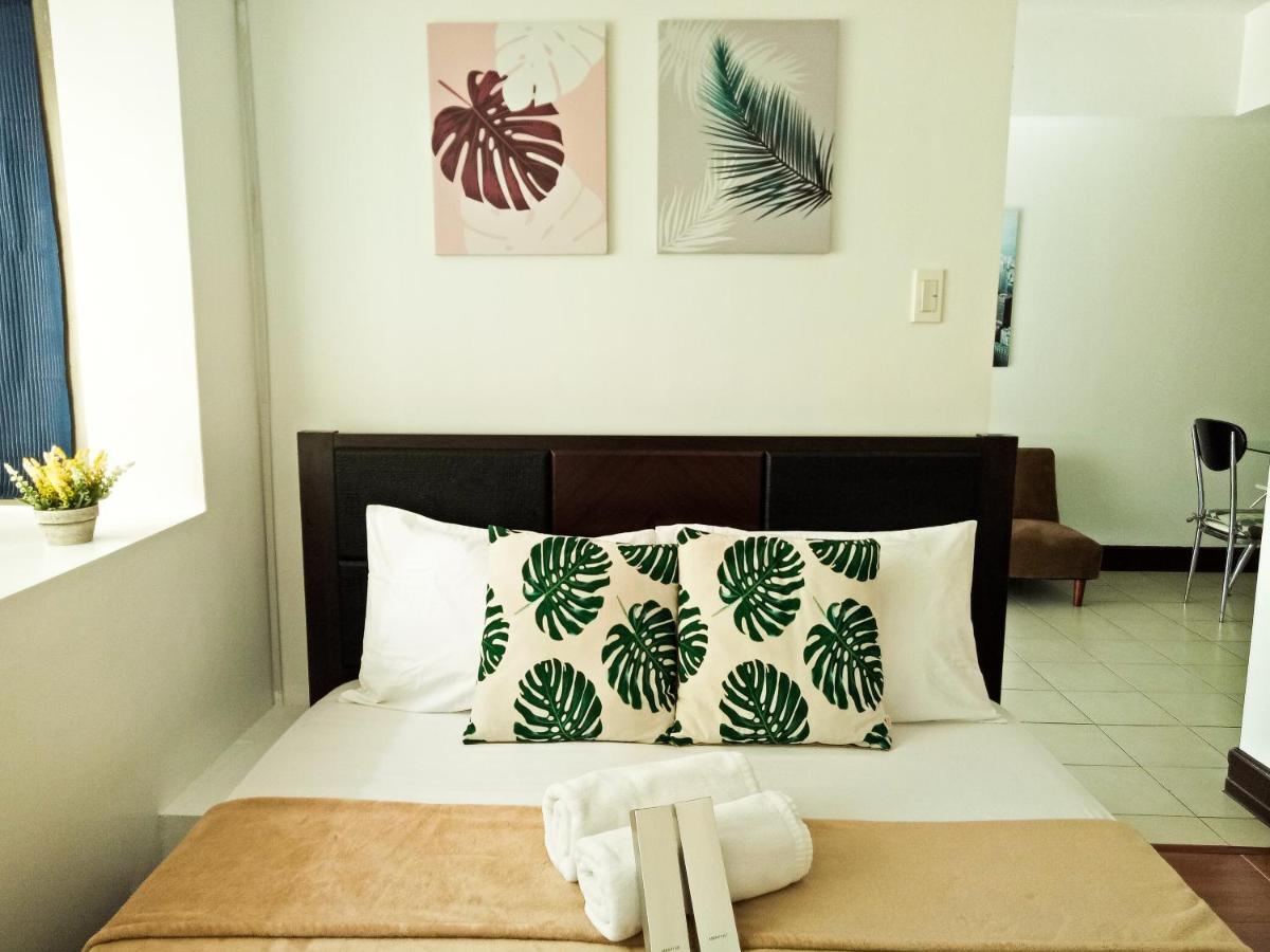 Forbes Area Bgc Taguig Manila Apartamento Exterior foto