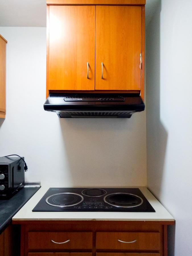 Forbes Area Bgc Taguig Manila Apartamento Exterior foto